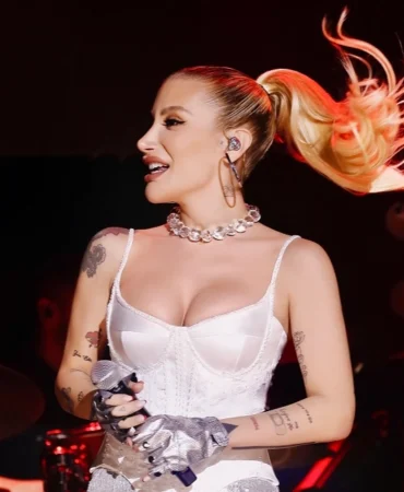 Sezen Aksu’dan İrem Derici’ye özel şarkı