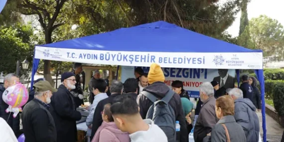 Siyasetçi İsmet Sezgin, Aydın'da anıldı