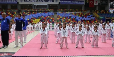 Sporun merkezi Selçuklu'da kuşak sınavı coşkusu yaşandı