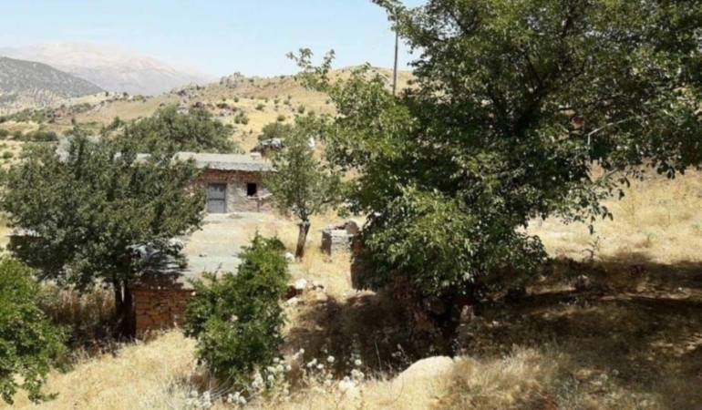 Tapu kaydı olmadığı için hak sahibi olamayan yaşlı adam yetkililerden destek bekliyor