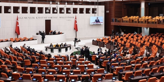 TBMM, 13 günlük tatilin ardından mesaiye başlıyor: Gündem; trafik cezaları, suça sürüklenen çocuklar
