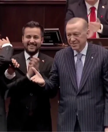 TBMM'de AK Parti'nin sayısı 275'e yükseldi... Hasan Ufuk Çakır, Erdoğan'a selam durdu