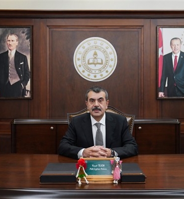 Tekin, Battalgazi Özel Eğitim Uygulama Okulu’nu ziyaret etti
