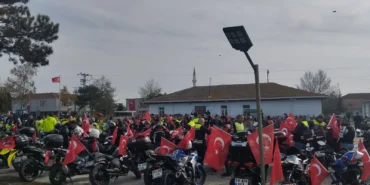 Tekirdağ'da motosikletliler şehit İlker Aykut'un ailesine taziyede bulundu
