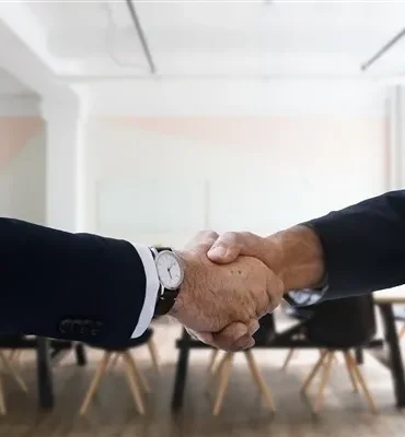 Ticaret Bakanı Bolat, Bakan Szijjarto ile görüştü