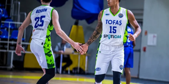 Tofaş’ın yıldız oyuncusu Lynn Kidd 6 hafta parkelerden uzak kalacak