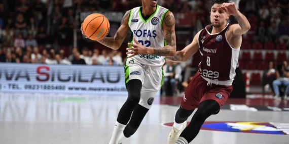 Tofaş potasında Trapani Shark'ı ağırlayacak