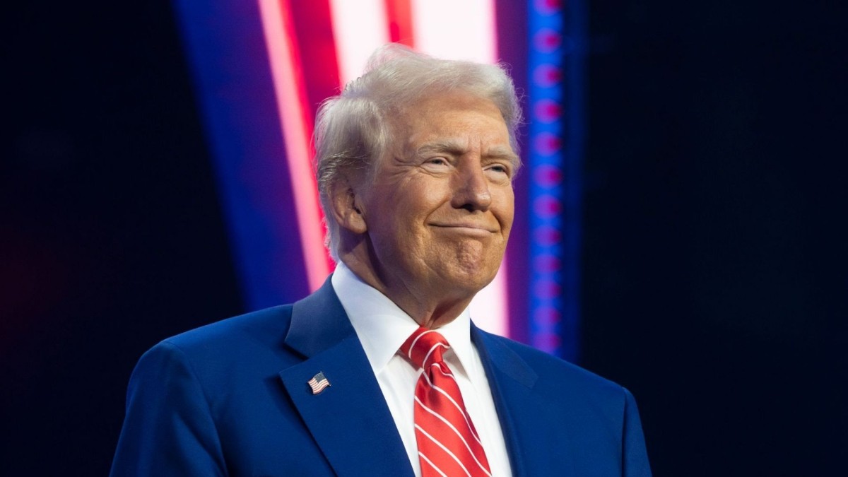 Trump’tan İran protestolarına sert uyarı: 'Tetikteyiz ve harekete hazırız'