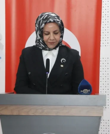 Türk Sağlık-Sen Adıyaman Şube Başkanlığı’na Fidan Karakuş seçildi