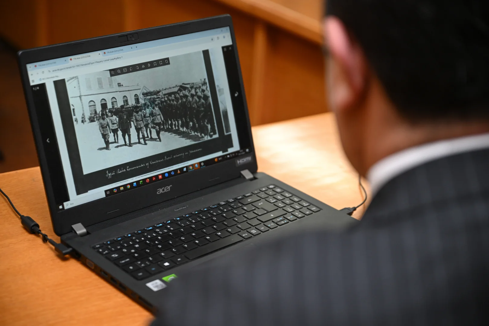 Türk Tarih Kurumunun zengin arşivine "Dijital Tarih Akademisi"yle uzaktan erişilecek