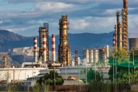 Ukrayna görüşmelerine odaklı piyasalarda petrol fiyatları düştü