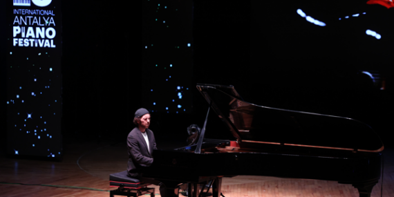 Uluslararası Antalya Piyano Festivali, devam ediyor