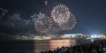 Umman Milli Günü havai fişeklerle kutlandı