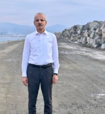 Uraloğlu: Gökyüzündeki liderliğimizi her yıl daha da güçlendiriyoruz