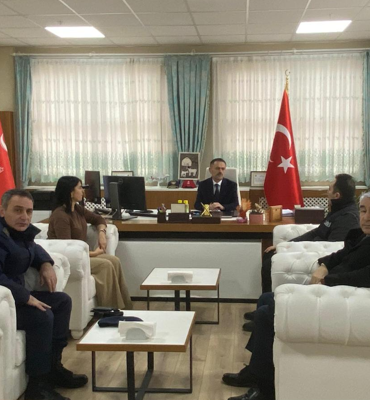 Vali Aktaş, İl Göç İdaresi Müdürlüğü Gündoğdu Geri Gönderme Merkezini inceledi