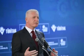 Vali Gül’den 6. Ümraniye Kitap Fuarı’na ziyaret