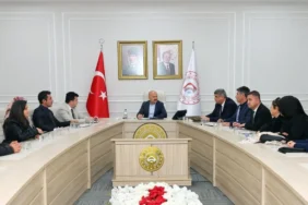 Vali Osman Varol, iş arayan vatandaşların taleplerini dinledi