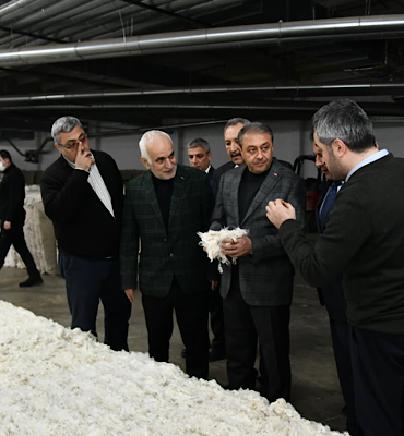 Vali Şıldak OSB’de fabrikaları inceledi