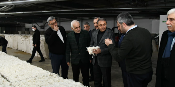 Vali Şıldak OSB’de fabrikaları inceledi