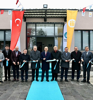 Vali Yavuz, İnönü Üniversitesi Araştırma Merkezini açtı