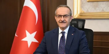 Vali Yavuz: Öğretmenlik, aynı zamanda insan yetiştirme sanatıdır