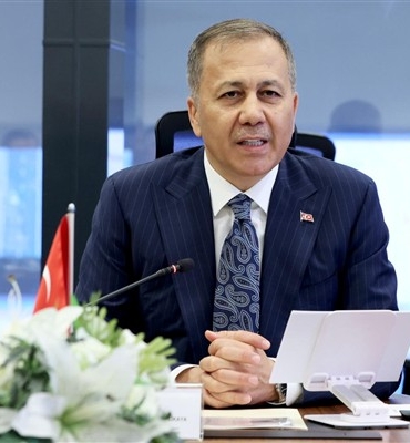 Yerlikaya: 63 ildeki uyuşturucu operasyonlarında 424 şüpheli yakalandı