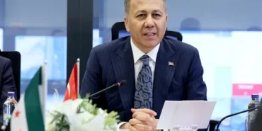 Yerlikaya: Kızının yanında babaya saldıran şehir eşkıyası yakalandı