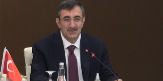 Yılmaz, Adıyamanlı vatandaşlarla bir araya geldi