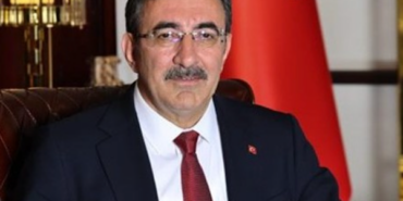 Yılmaz , “Milli Sarayların Yüzyılı Sempozyumu”na katıldı