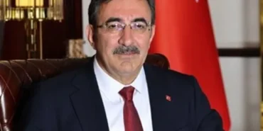 Yılmaz,  Romanya Milli Günü resepsiyonuna katıldı