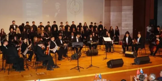 Zeki Müren, doğum gününde Bursa’da anıldı