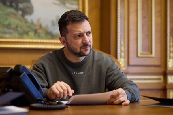 Zelenski: Fransa’daki görüşmelerde en zor konular ele alınacak