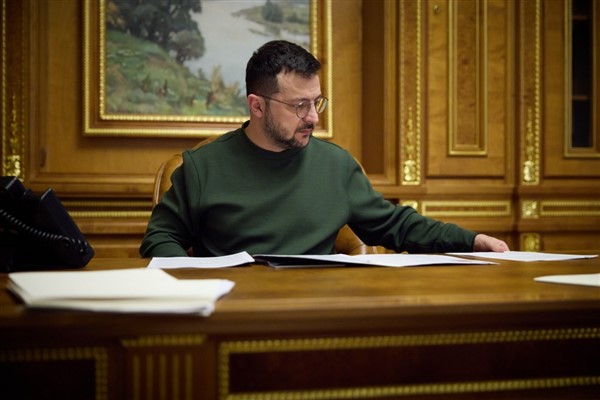 Zelenski: Zaporijya bölgesinde elektrik tedariki yeniden sağlandı