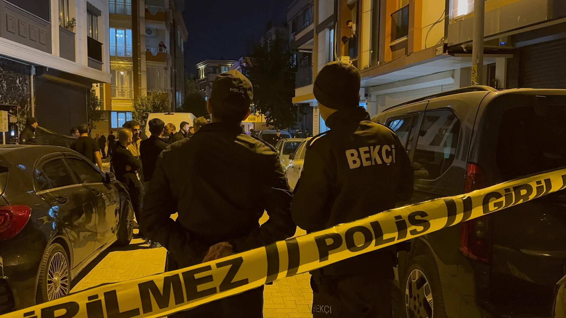 Zeytinburnu'nda iş yerindeki silahlı kavgada 2 kişi öldü, 1 kişi yaralandı