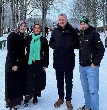 Zirvede Büyükakın sürprizi