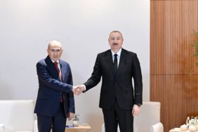 aliyev-ve-pasinyan-abu-dabide-bir-ortaya-geldi-6HNymvQ6.jpg