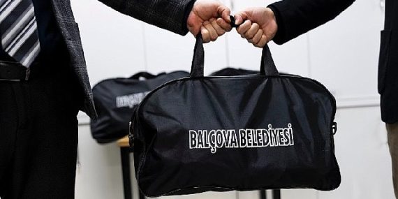 Balçova Belediyesi’nden Askere Gidecek Gençlere ve Ailelerine Takviye