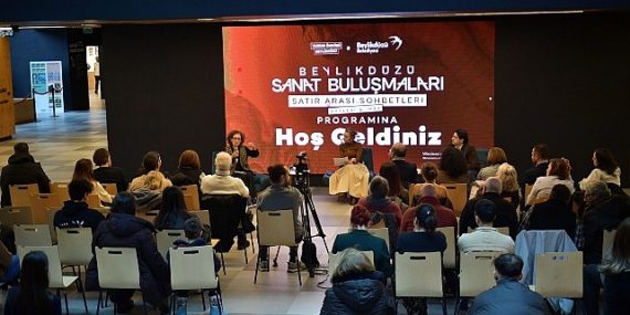 Beylikdüzü Sanat Buluşmaları’nda Toplumsal Çürüme Ele Alındı