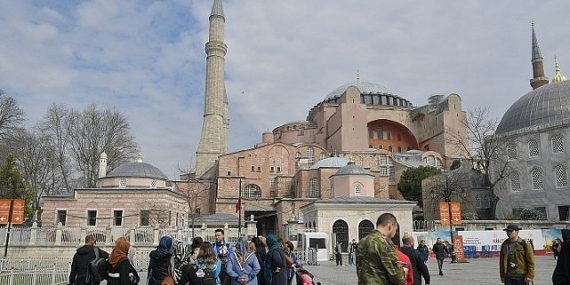 Beylikdüzü’nde Ramazan Paylaştıkça Hoş