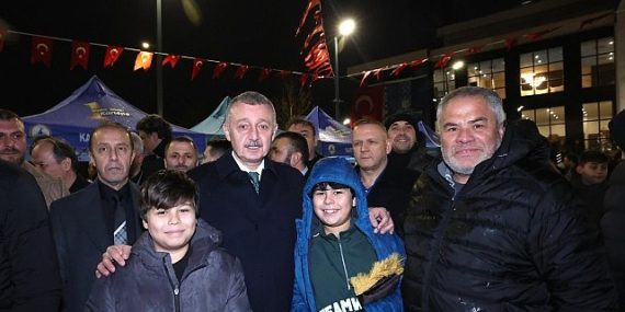 Birinci teravih namazında dolup taştı