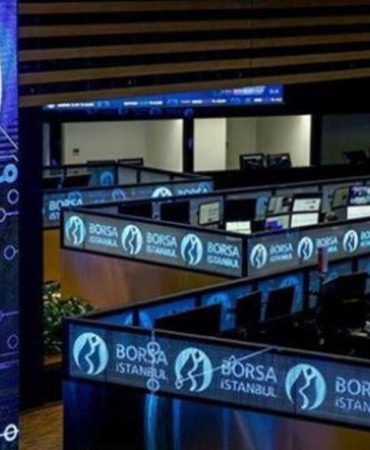borsa-gunun-ilk-yarisinda-yukseldi-c8JBgi9C.jpg