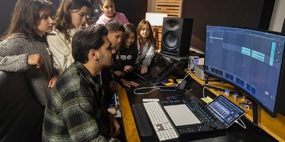 Çocuk Meclisi üyeleri Stüdyo Kültürpark’ta kayıt yaptı