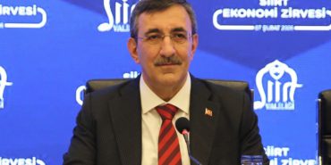cumhurbaskani-yardimcisi-yilmaz-siki-para-politikalarimizi-devam-ettirecegiz-ScCyhjJC.jpg