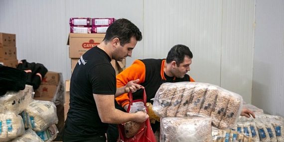 Güzelbahçe 350 Aileye 3 Milyonluk Ramazan Dayanağı