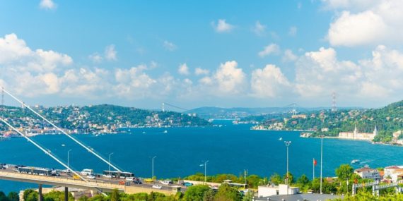 Hollandalı yazar yazdı: İstanbul ‘Perili Köşkleri Rehberi