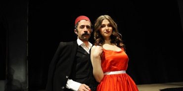 karsiyaka-belediye-tiyatrosundan-iki-yeni-oyun-mgUUXg7c.jpg