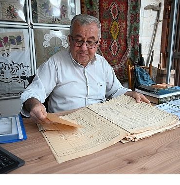 kemerin-ilk-koy-kutugu-kitabi-dijital-ortama-aktariliyor-UUJHFwx7.jpg