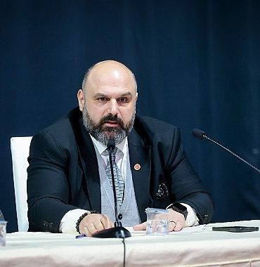 konak-meclisinde-6-subat-sarsintilari-anildi-q123PLKn.jpg
