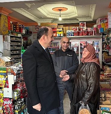 lider-altay-kent-merkezinde-iftar-oncesi-esnafi-ziyaret-etti-StzgThpB.jpg