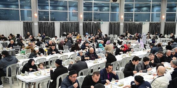 Lider Aydın Ramazan’ın Samimi Atmosferini Vatandaşlarla Yaşadı
